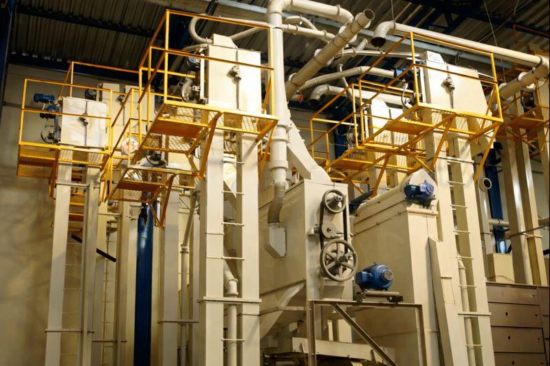 Elevador de Canecas: Melhore a Eficiência e Organização na Produção Artesanal